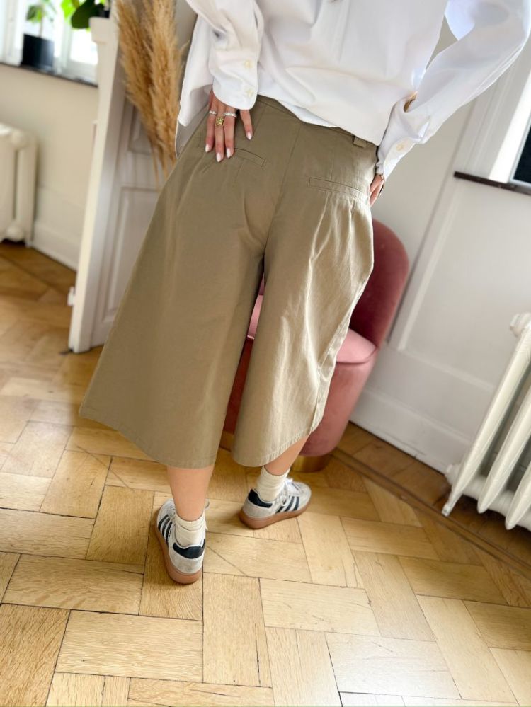 JDYBIANCA HW BERMUDA SHORTS PN 253216 Lead Gra
