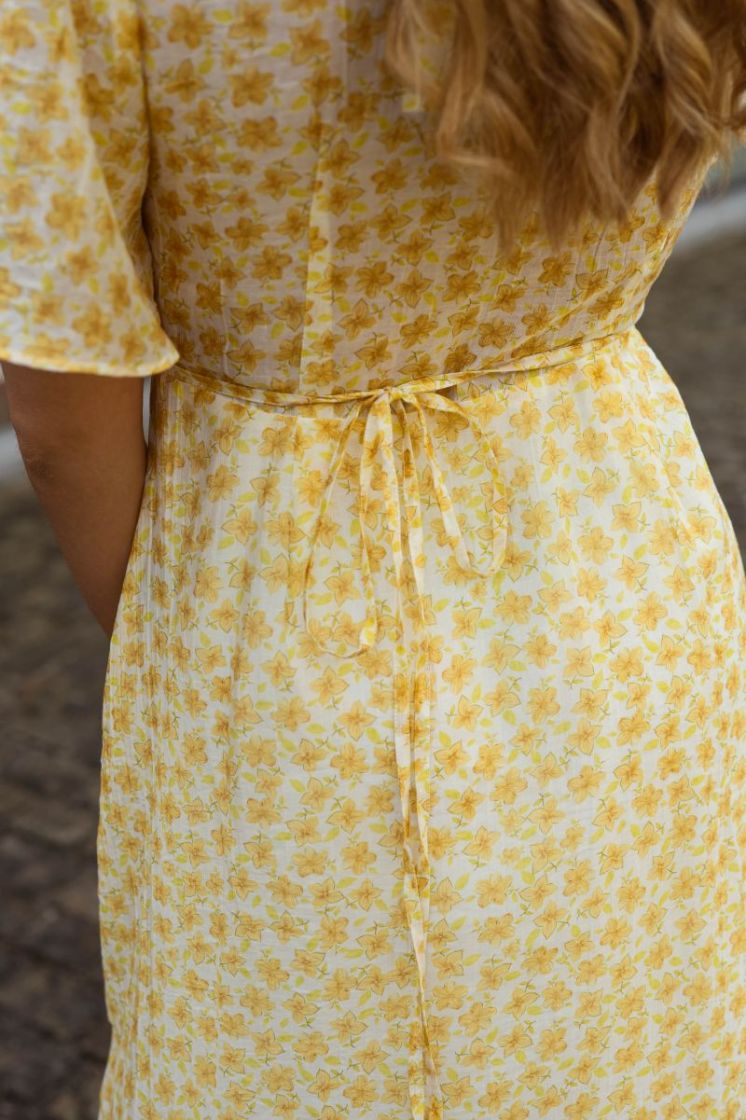  JAUNE